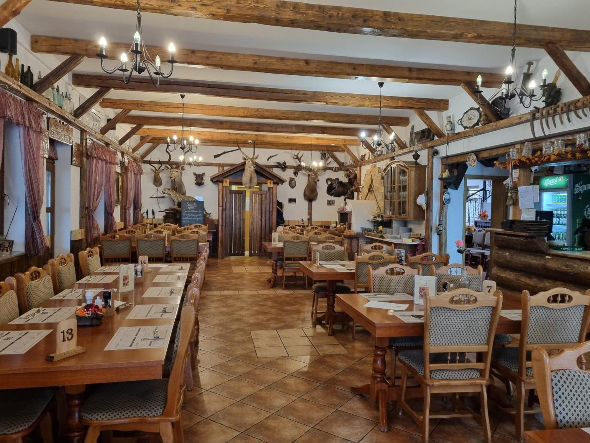 Tardos Kemences Fogado Bed & Breakfast エクステリア 写真